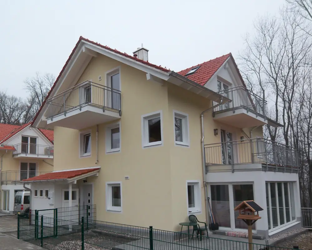 Wohnanlage Mit 8 We In Salzburg