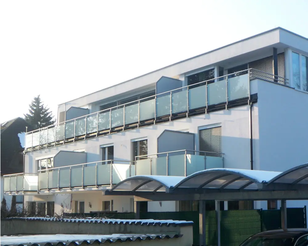 Wohnhaus Mit 5 We In Salzburg